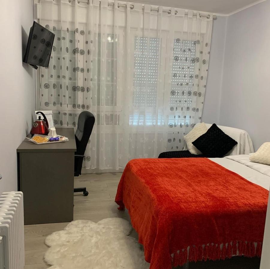 La Rosa Azul Rooms Ponferrada Zewnętrze zdjęcie