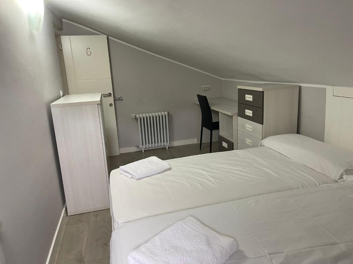 La Rosa Azul Rooms Ponferrada Zewnętrze zdjęcie