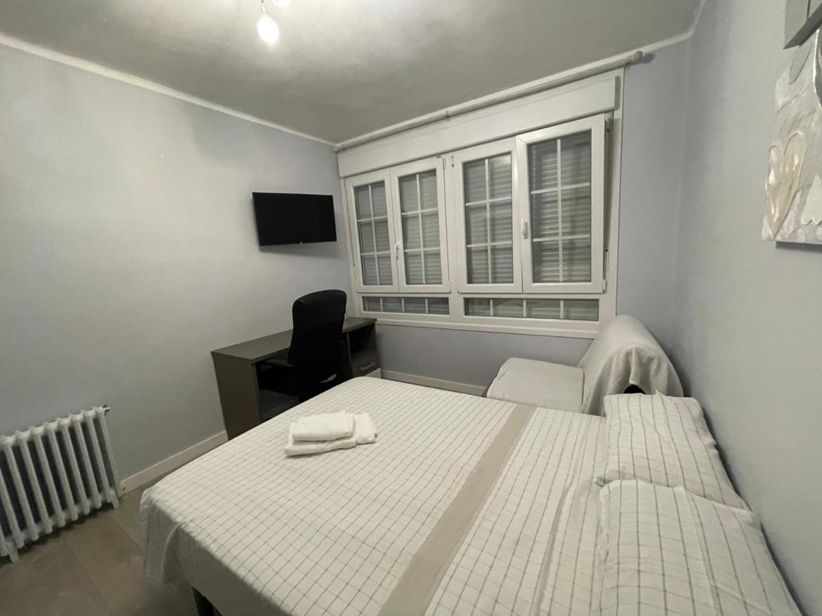 La Rosa Azul Rooms Ponferrada Zewnętrze zdjęcie