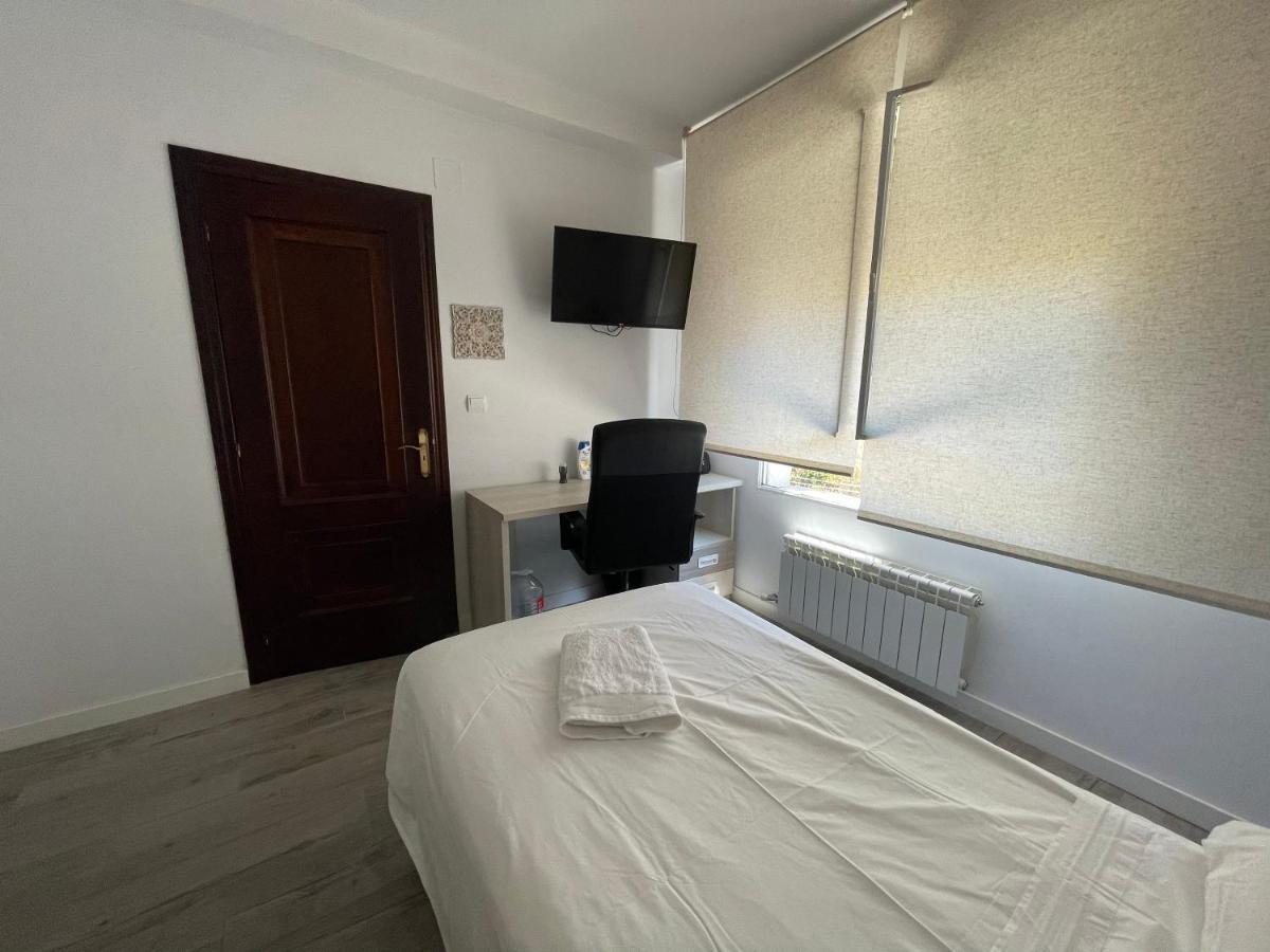 La Rosa Azul Rooms Ponferrada Zewnętrze zdjęcie